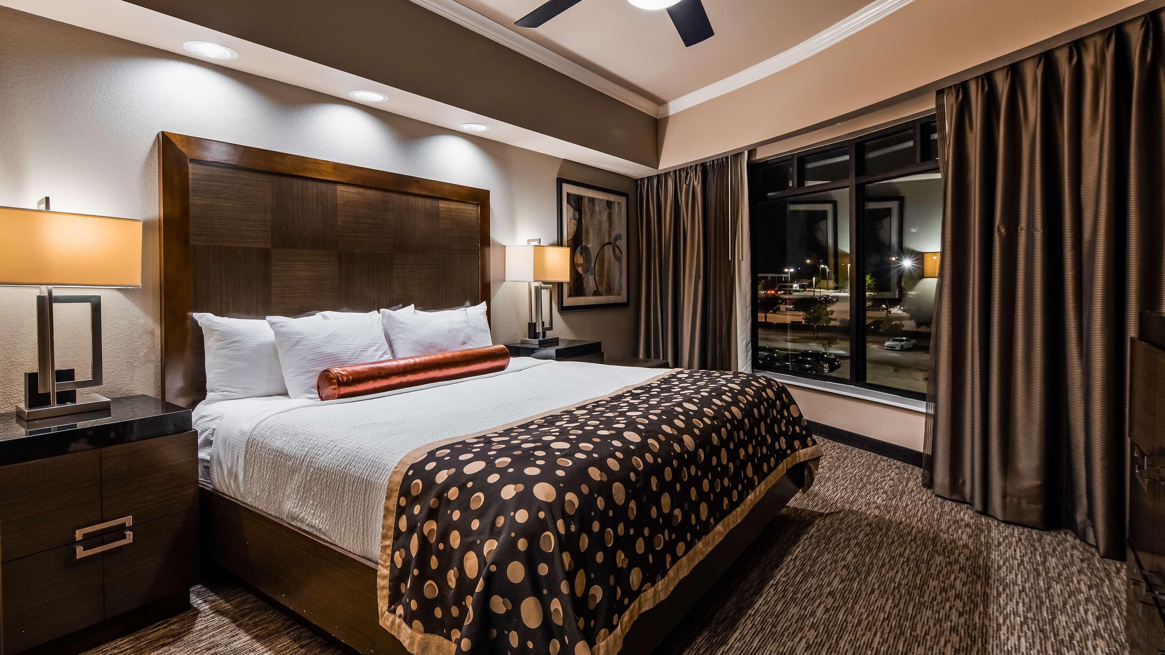 Best Western Premier Crown Chase Inn & Suites Denton Luaran gambar
