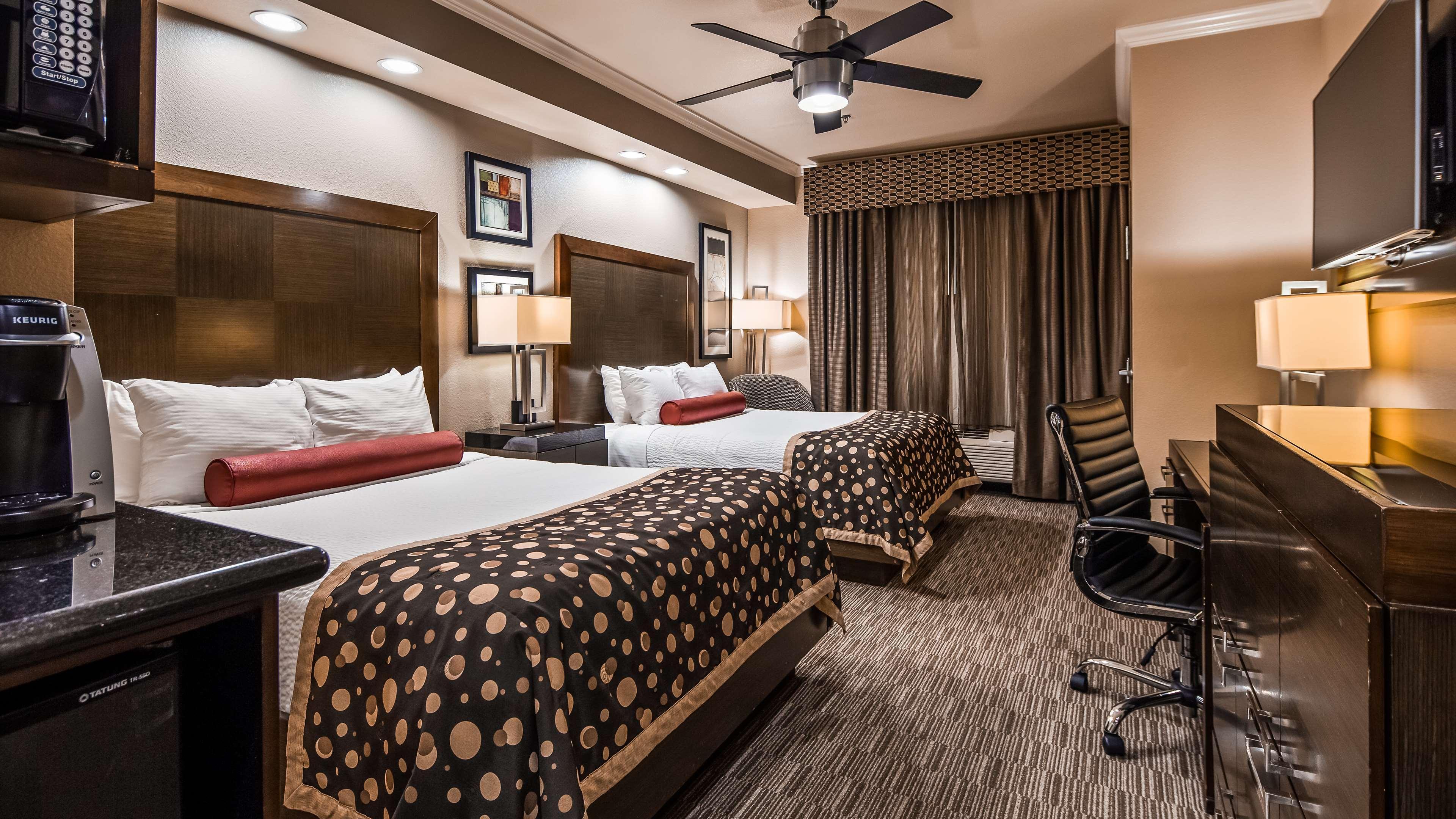 Best Western Premier Crown Chase Inn & Suites Denton Luaran gambar