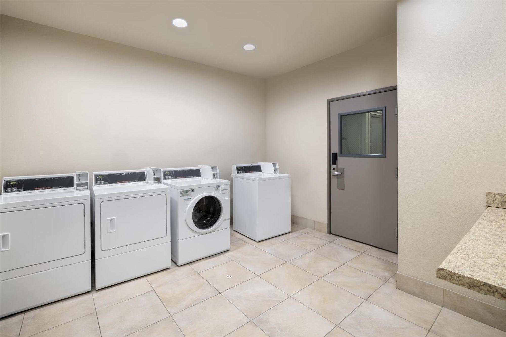 Best Western Premier Crown Chase Inn & Suites Denton Luaran gambar